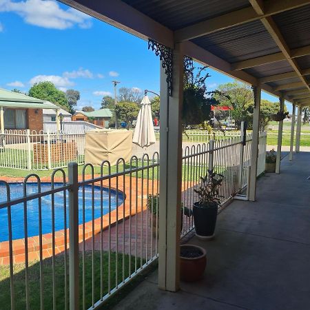 Regency Court Motel Cobram Εξωτερικό φωτογραφία