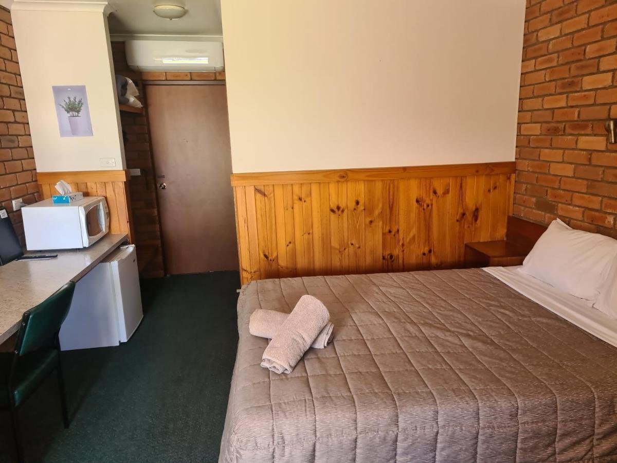 Regency Court Motel Cobram Εξωτερικό φωτογραφία