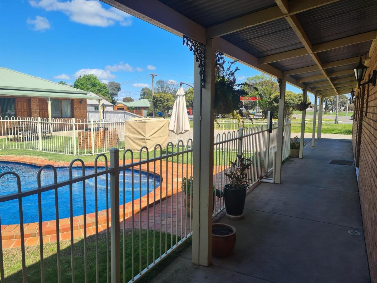 Regency Court Motel Cobram Εξωτερικό φωτογραφία